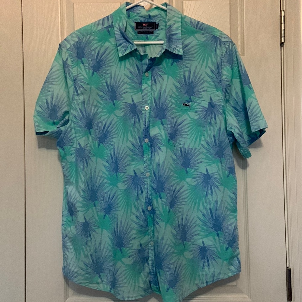 Vineyard Vines Hawaiian Shirt- Size XL